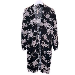 Spiritual Gangster Floral Robe OS